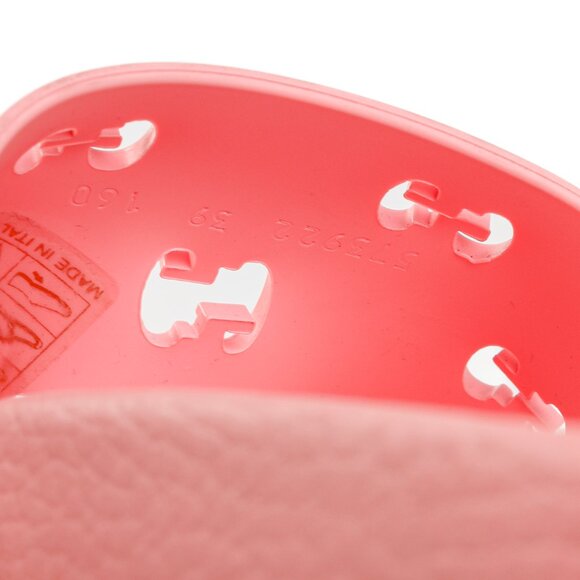 Gucci Pink Rubber GG Slide Sandals - Picture 9 of 9